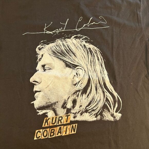 NWT Men's Kurt Cobain black tee shirt - Picture 2 of 4